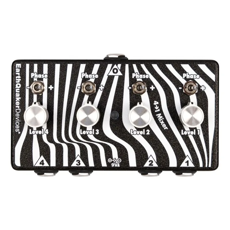 Produktfoto des EarthQuaker Devices Four to One Mixer