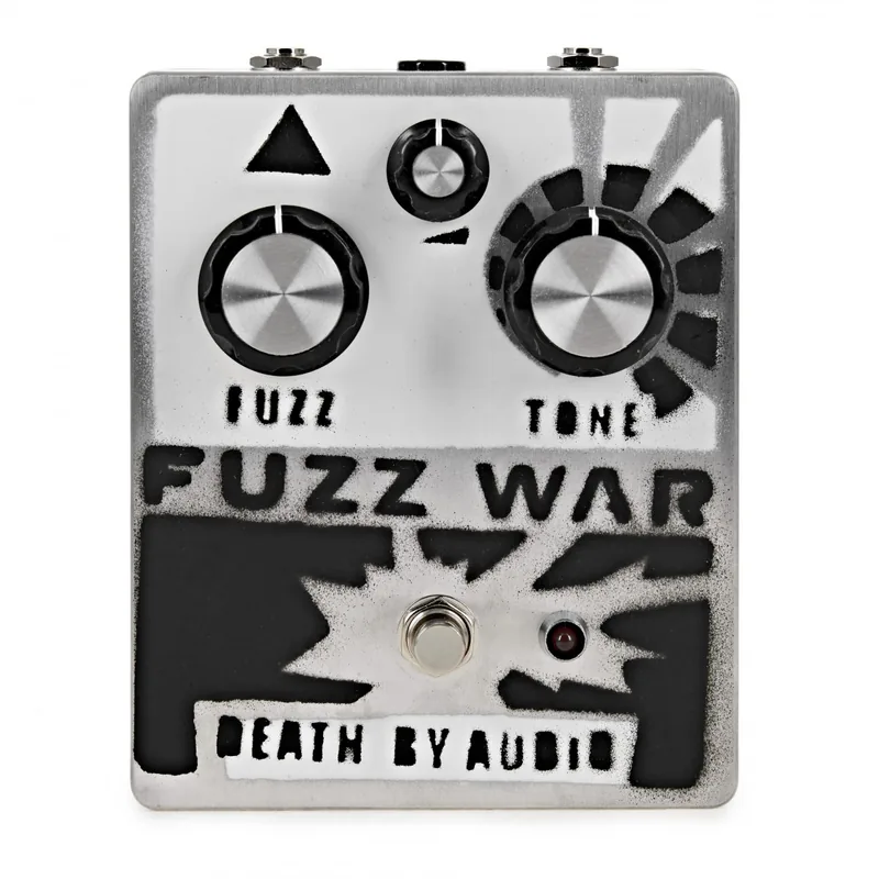 Produktfoto des Death By Audio Fuzz War